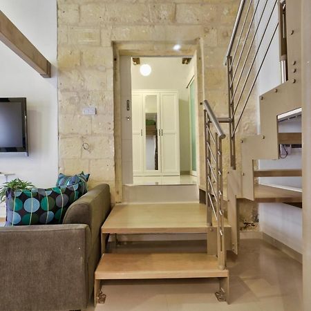 Charming Valletta 1 Bedroom Apartment Off Republic Street Sleeps 4 Luaran gambar