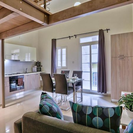 Charming Valletta 1 Bedroom Apartment Off Republic Street Sleeps 4 Luaran gambar