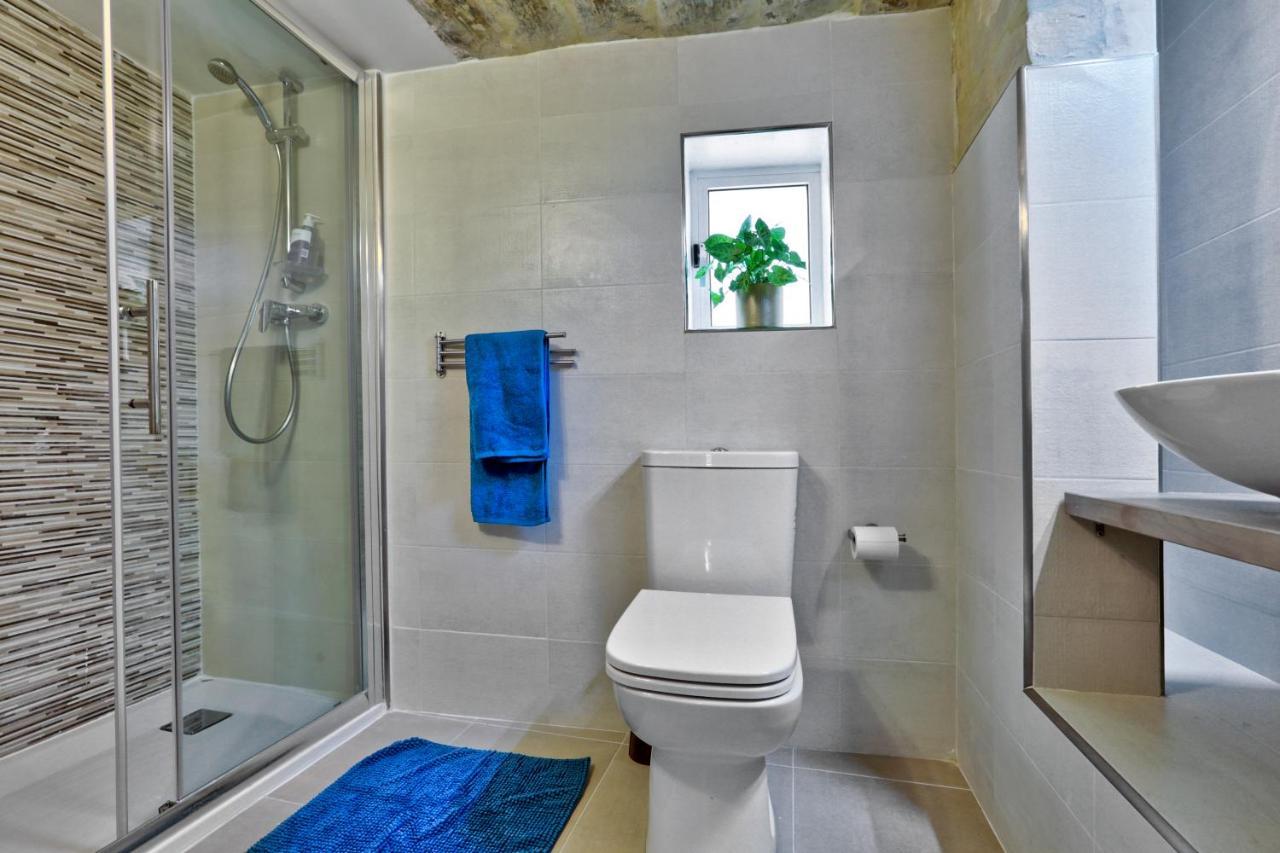Charming Valletta 1 Bedroom Apartment Off Republic Street Sleeps 4 Luaran gambar
